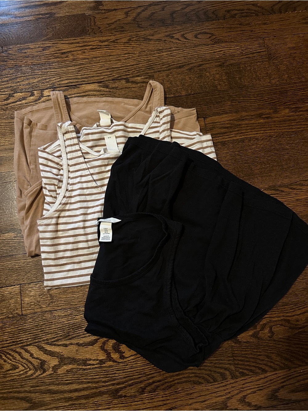 H&M Maternity Tanks size M